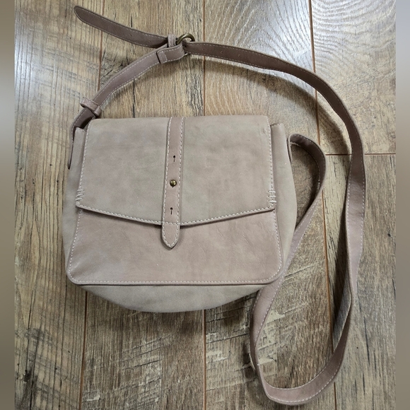 Universal Thread Elegant Tan Non Leather Crossbody Bag - Picture 3 of 15